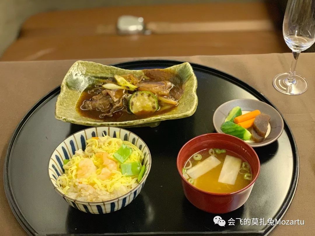 japan-airlines-first-class-review-jl1-jl2-36