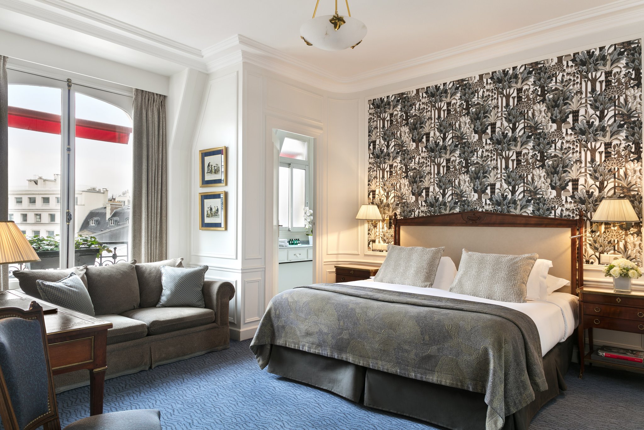 hotel-san-regis-paris.jpg